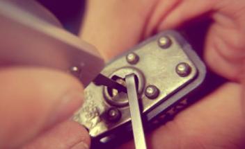 信阳浉河区开锁公司告诉您安装一把安全性能十足的锁具非常有必要